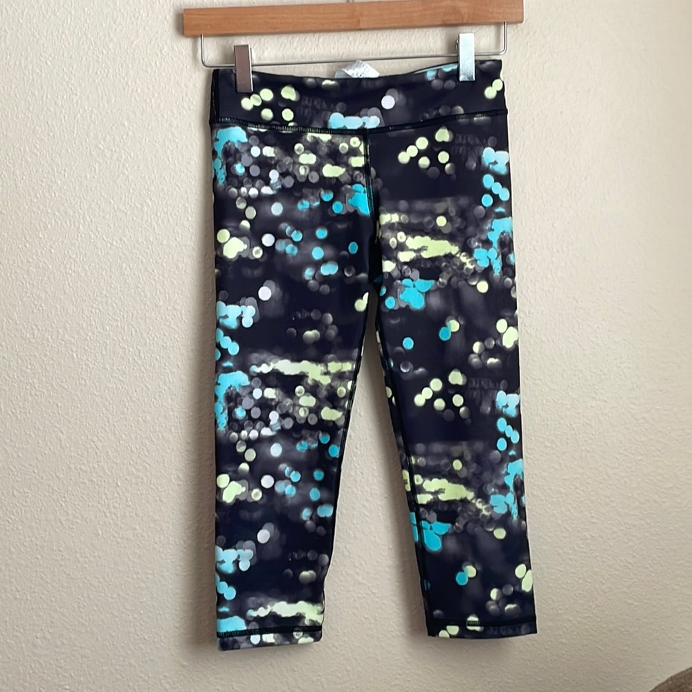 Ivivva Capri leggings